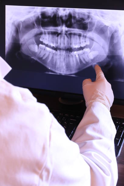 Best Cracked Tooth Emergency Dentist  in Harbor Hills, OH